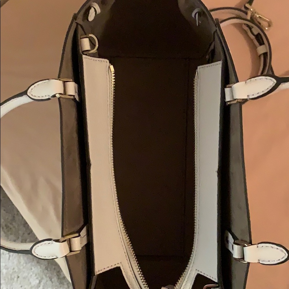Brand new, never used, REAL Kate Spade purse. - Picture 2 of 10